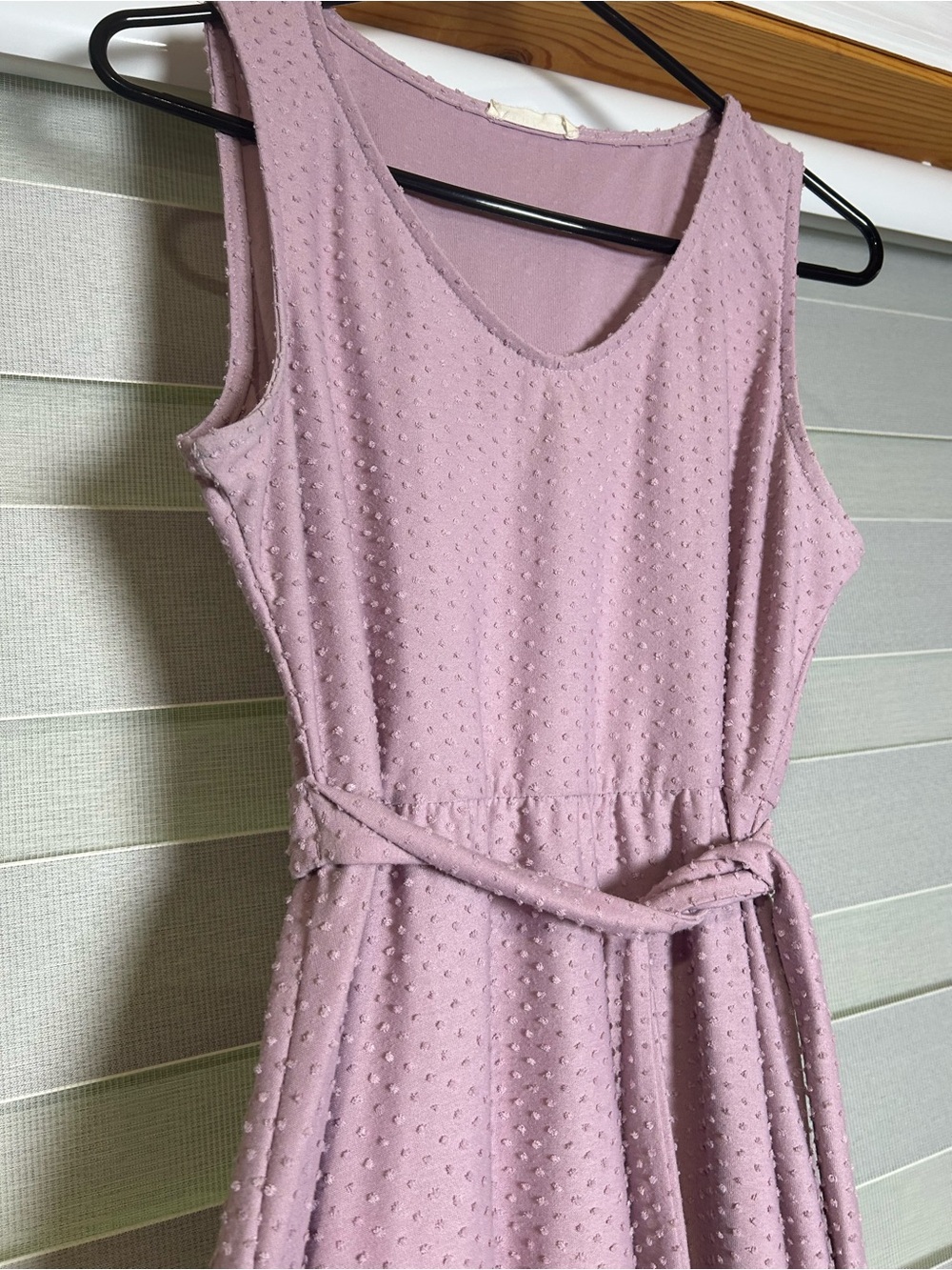 Textured Sleeveless Belted Dress in Dusty Mauve